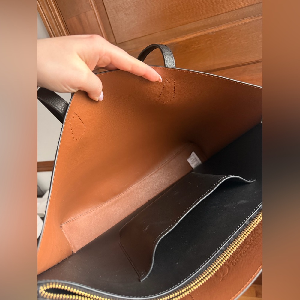 Quince Italian Leather Triple Compartment Shopper Tote - Picture 5 of 13